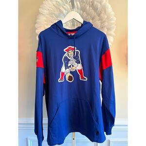 NIKE NEW ENGLAND PATRIOT HOODIE SIZE L NWT